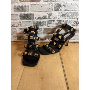 Steve Madden Buker Sandals Womens 9 Black Excellent Gold Studded Strappy Heels
